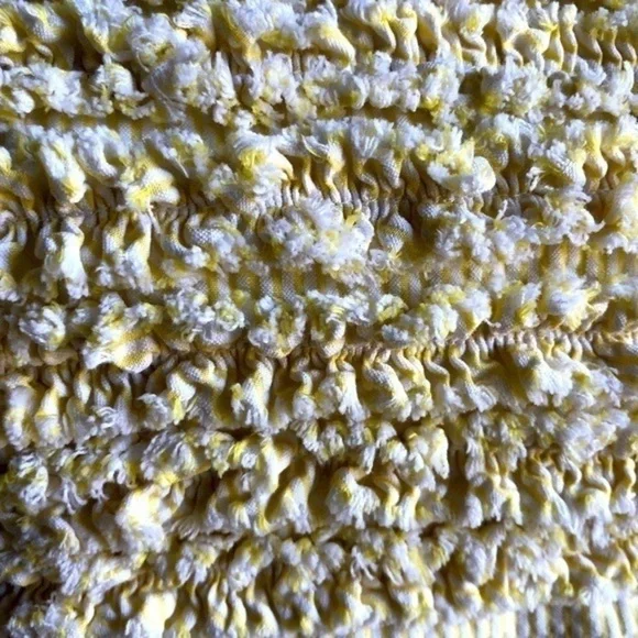 Lilly Pulitzer light yellow and white seersucker Franco dress 0 - Picture 10 of 12